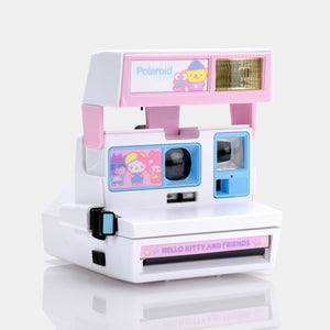 Polaroid x Hello Kitty & Friends 600 Camera Toys&Games RETROSPEKT