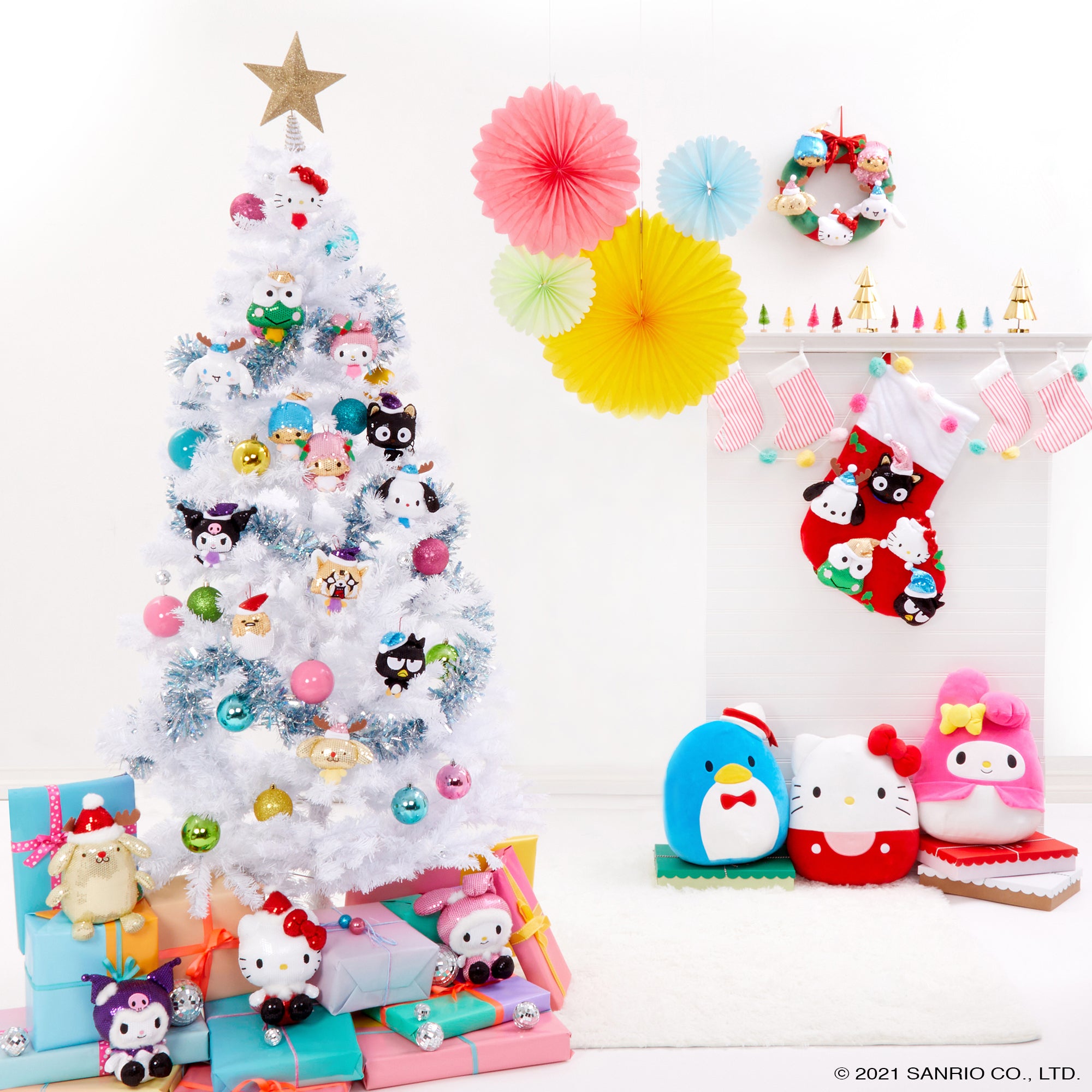 Supercute Hello Kitty Holiday Decorations