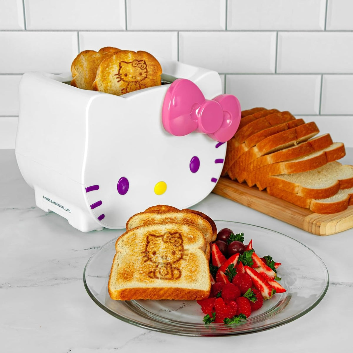Hello Kitty Deluxe 3D Toaster Home Goods Uncanny Brands LLC