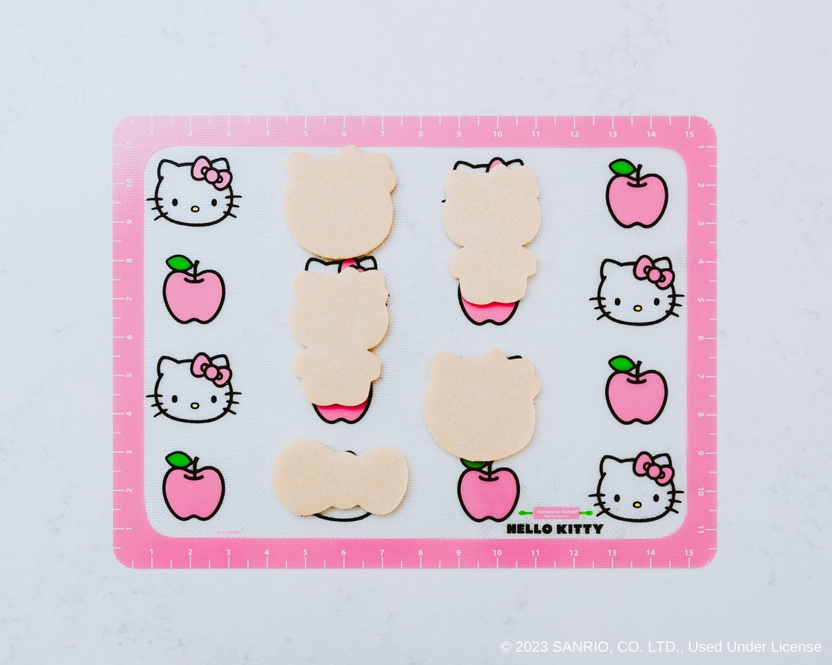 Hello Kitty Holiday Cupcake Party Set – Handstand Kitchen