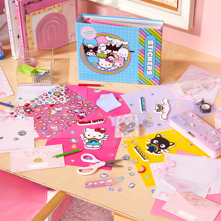 Image of Hello Kitty and Friends Stationery Collection. 