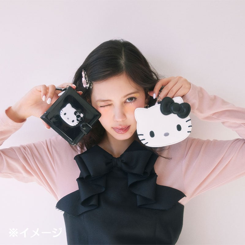 Hello Kitty Black Retractable ID Badge Reel (I Love Hello Kitty Series) Accessory Japan Original