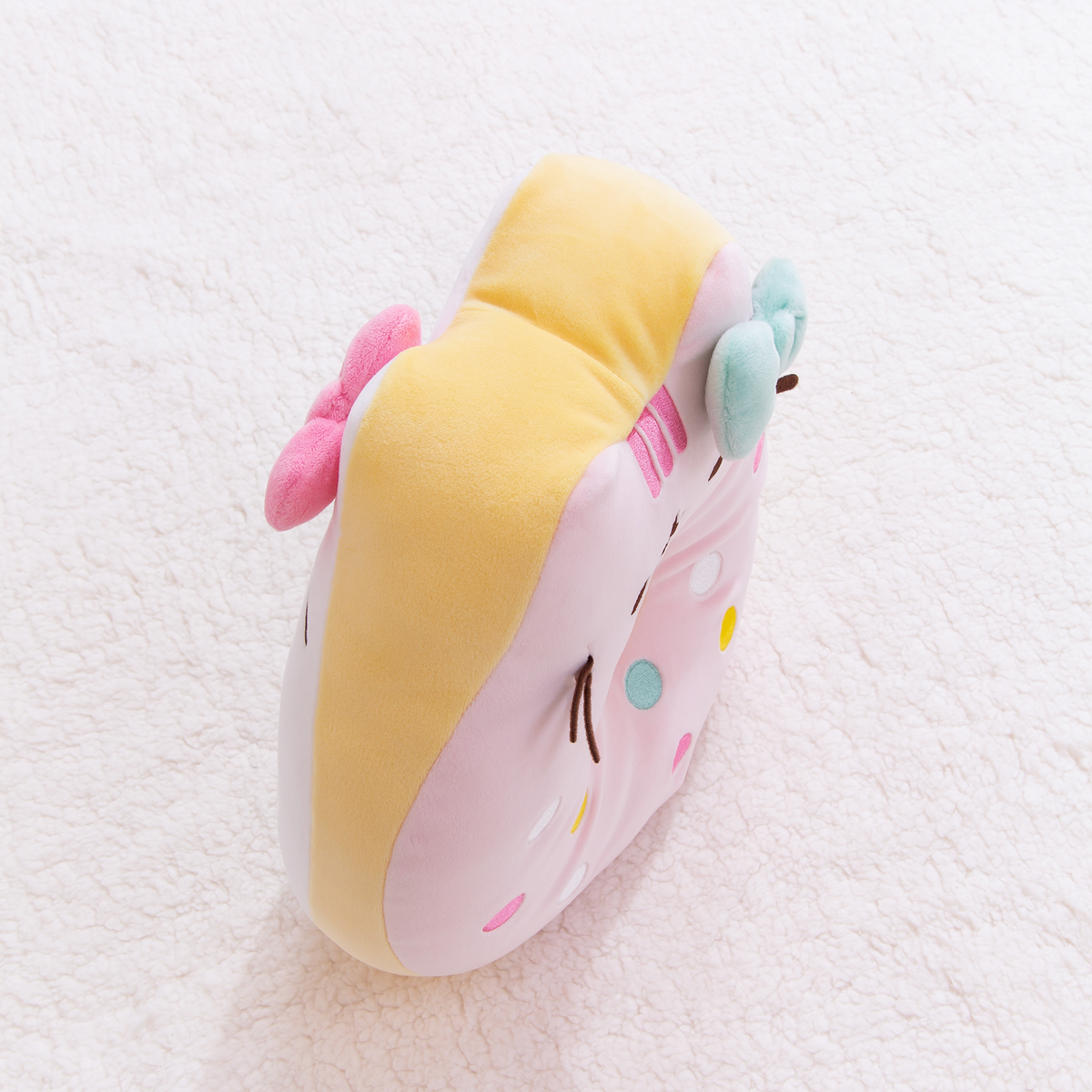  GUND Sanrio Hello Kitty Sushi Plush, Premium Stuffed